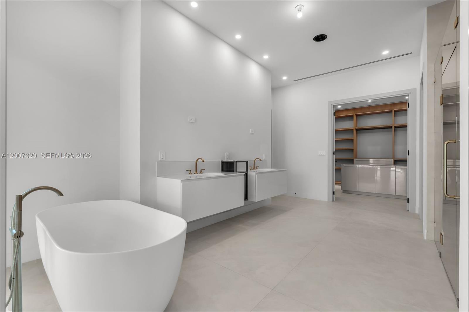 6290 Chapman Fld Dr Pinecrest, FL 33156