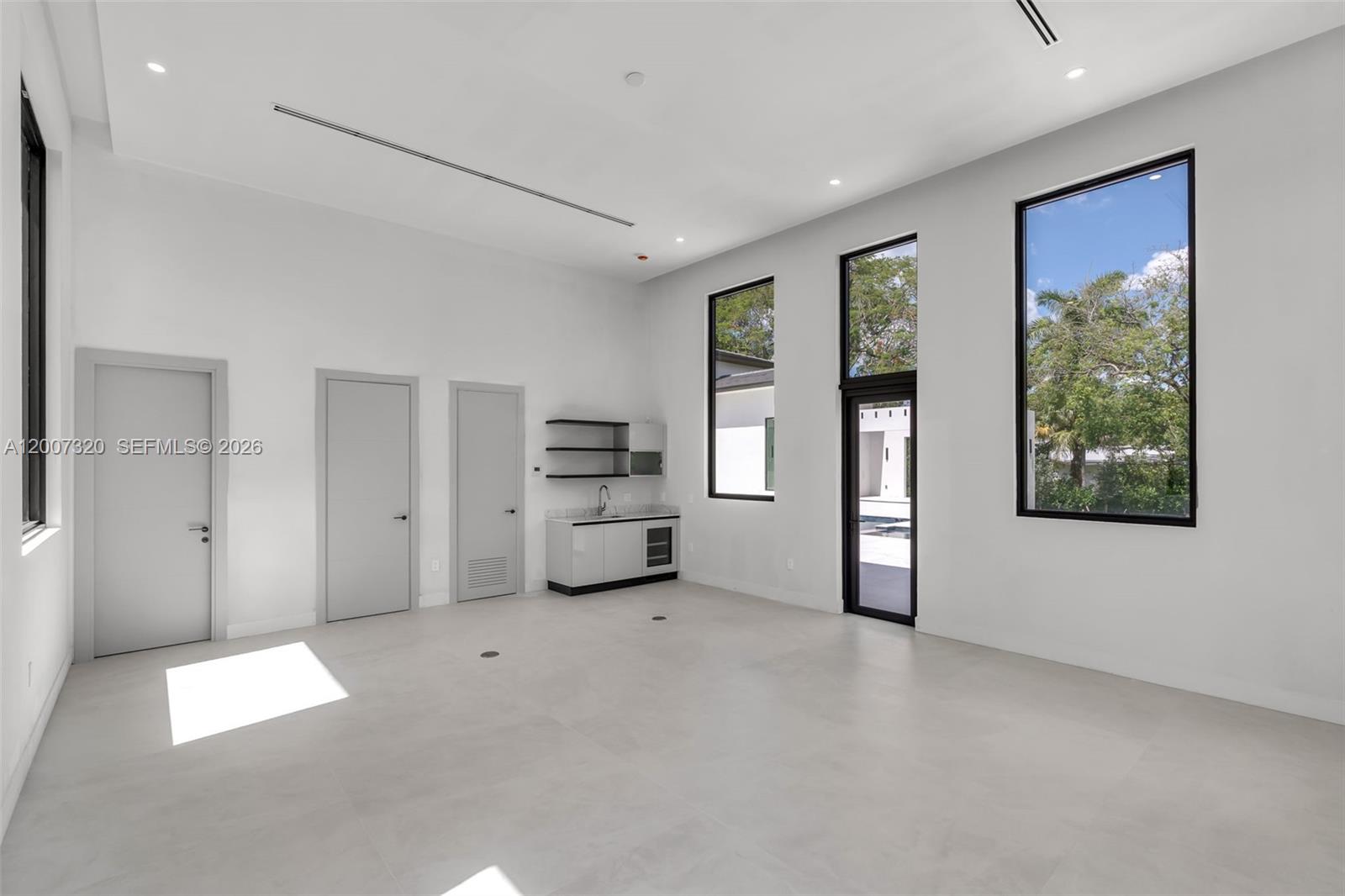 6290 Chapman Fld Dr Pinecrest, FL 33156