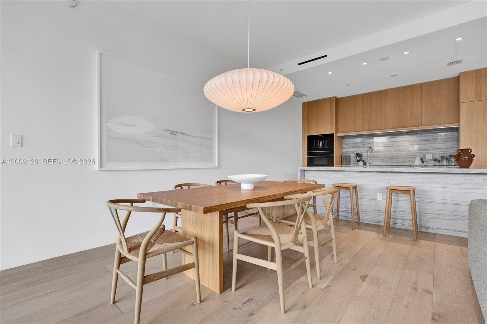 8701 Collins Ave #304 Miami Beach, FL 33154