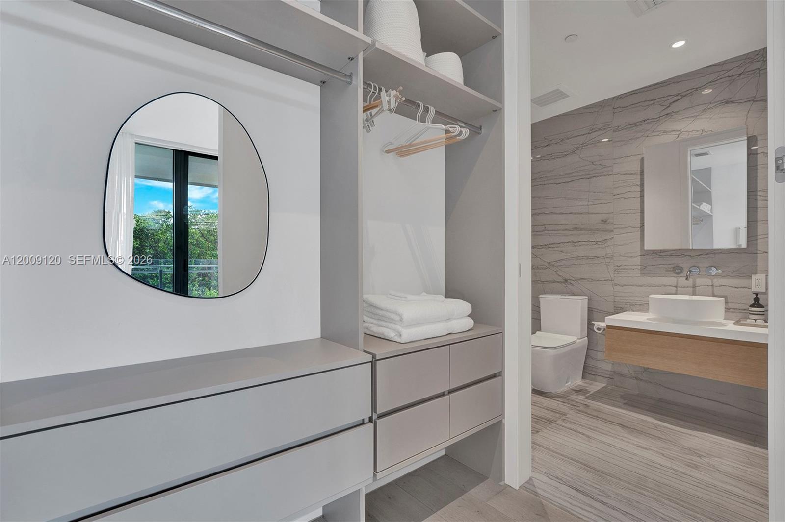 8701 Collins Ave #304 Miami Beach, FL 33154