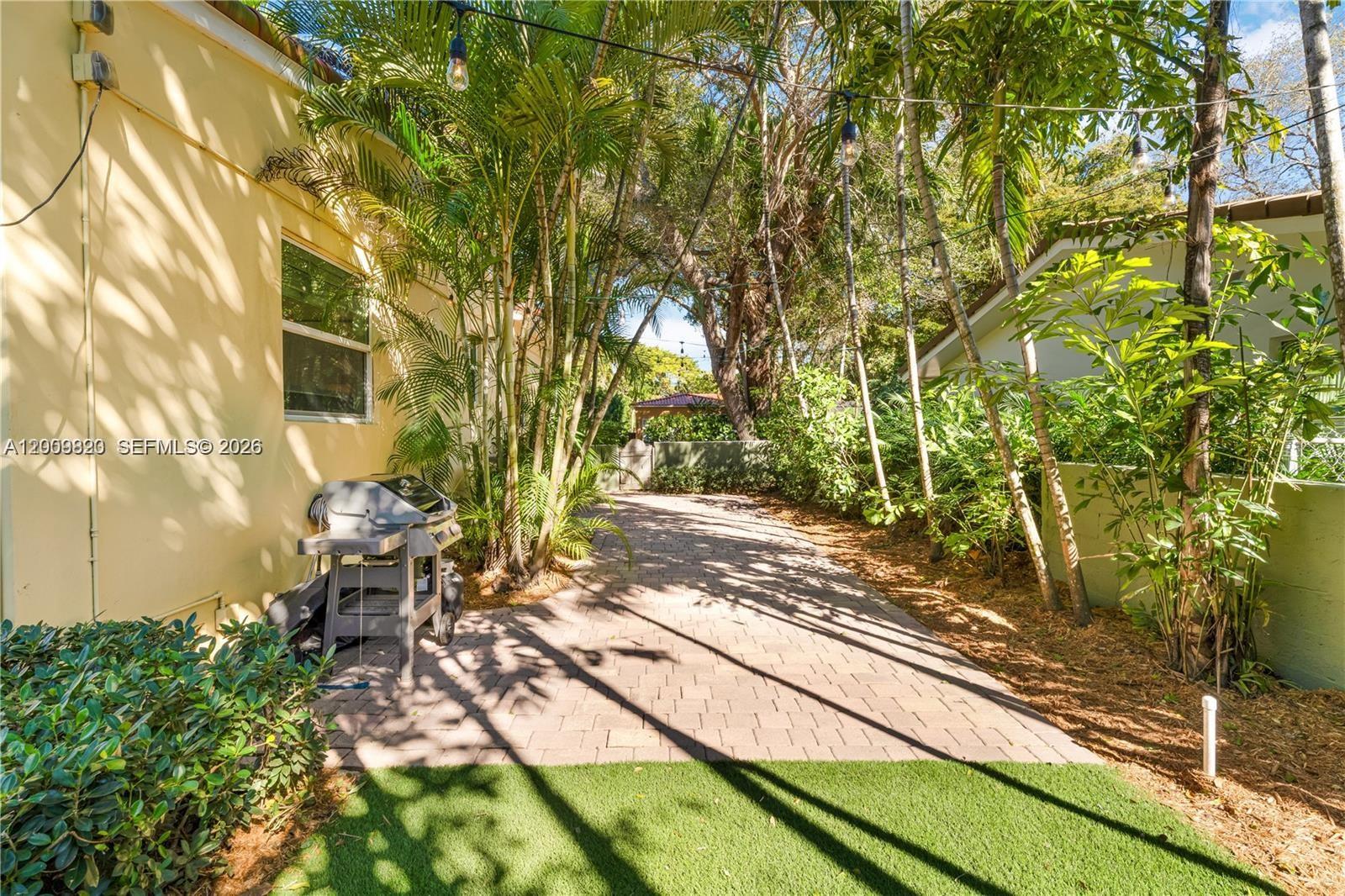 414 Camilo Ave Coral Gables, FL 33134