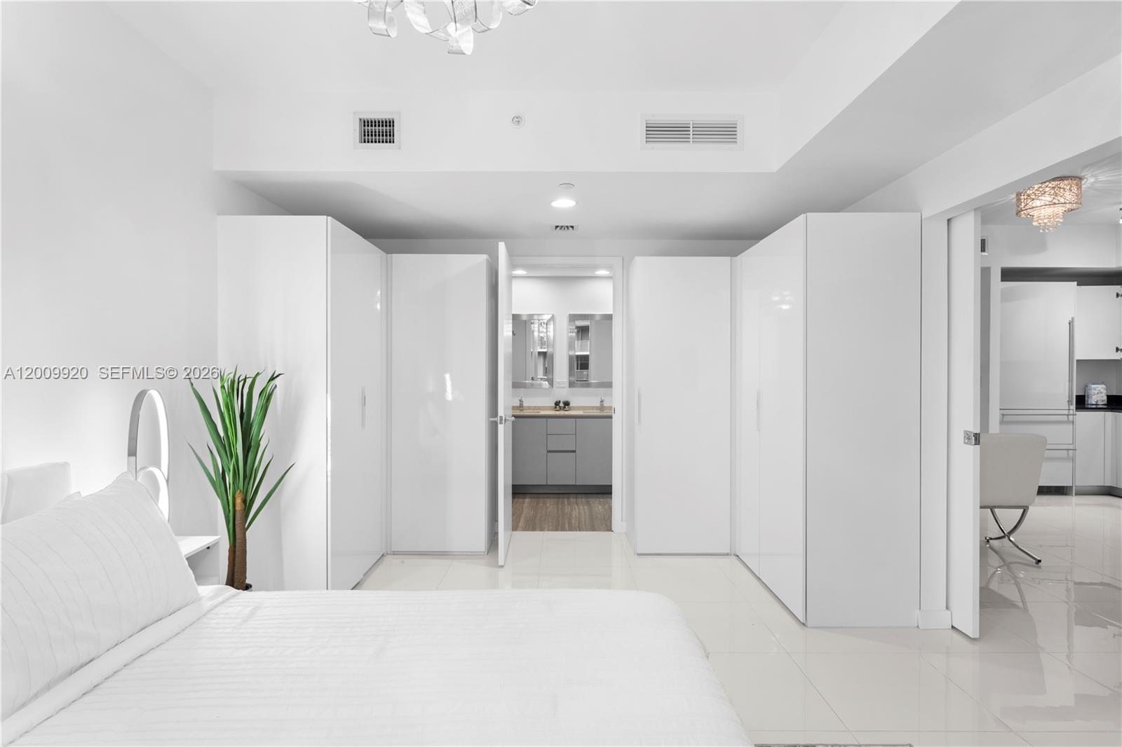 image 1010 Brickell11