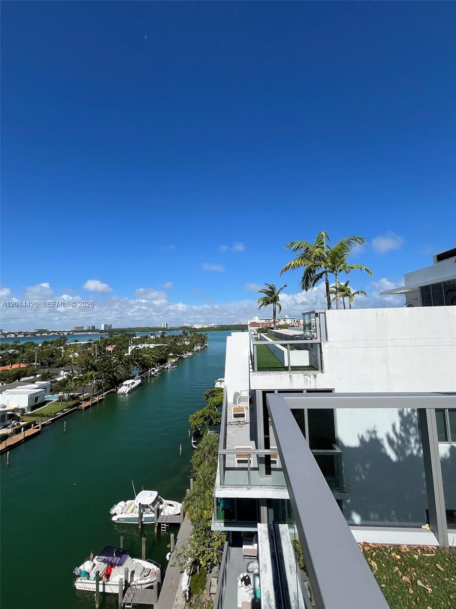 9940 W Bay Hbr Dr #7B-S Bay Harbor Islands, FL 33154