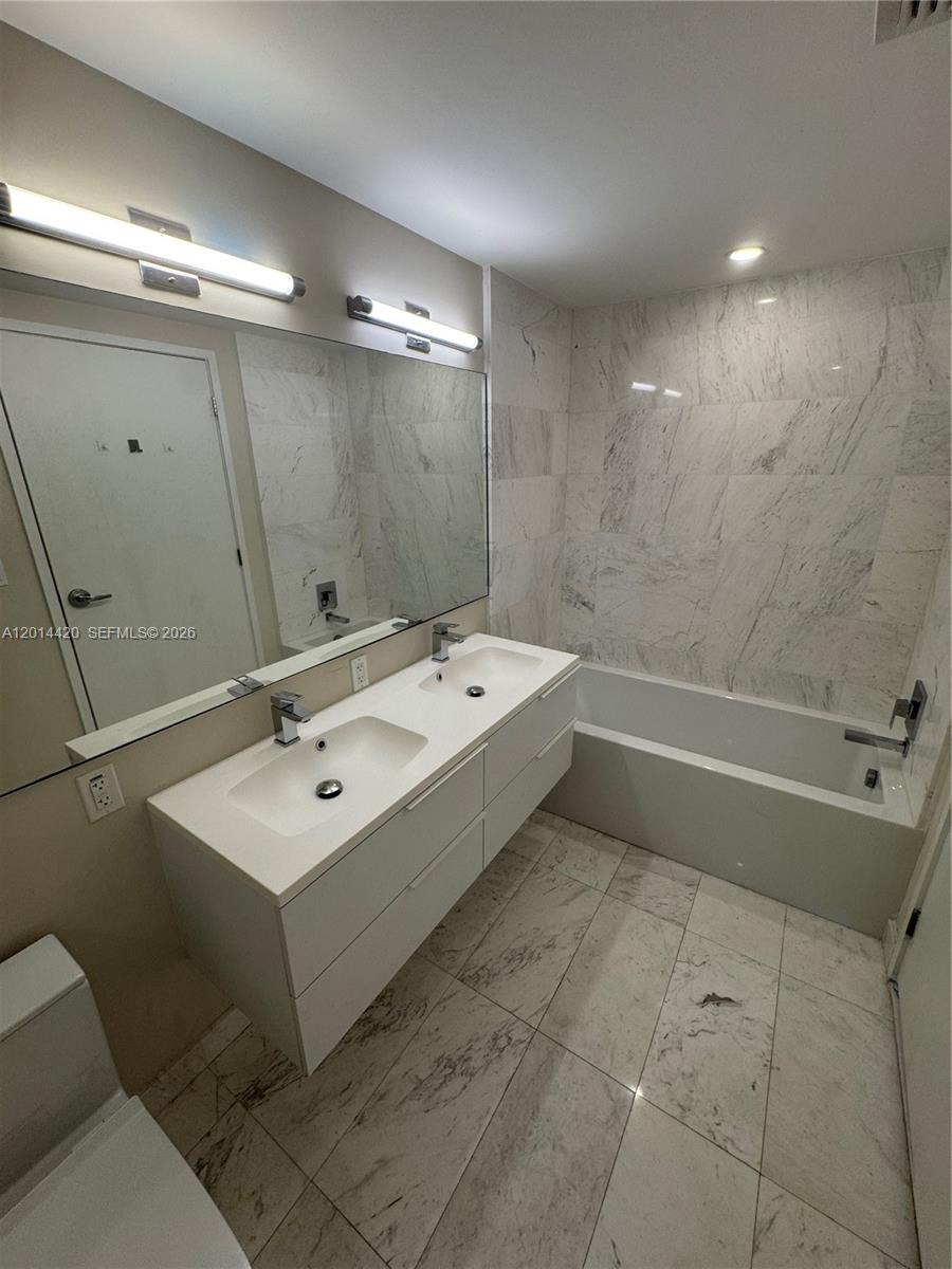 9940 W Bay Hbr Dr #7B-S Bay Harbor Islands, FL 33154