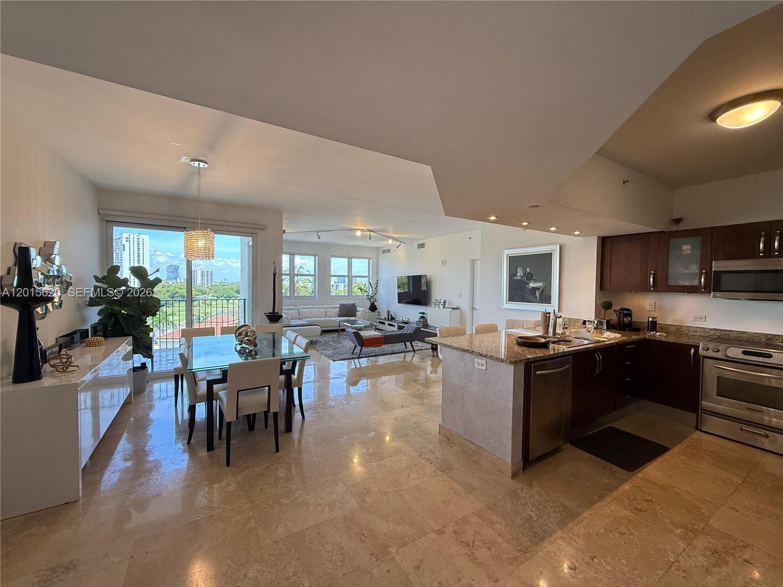 19900 E Country Clb Dr #804 Aventura, FL 33180