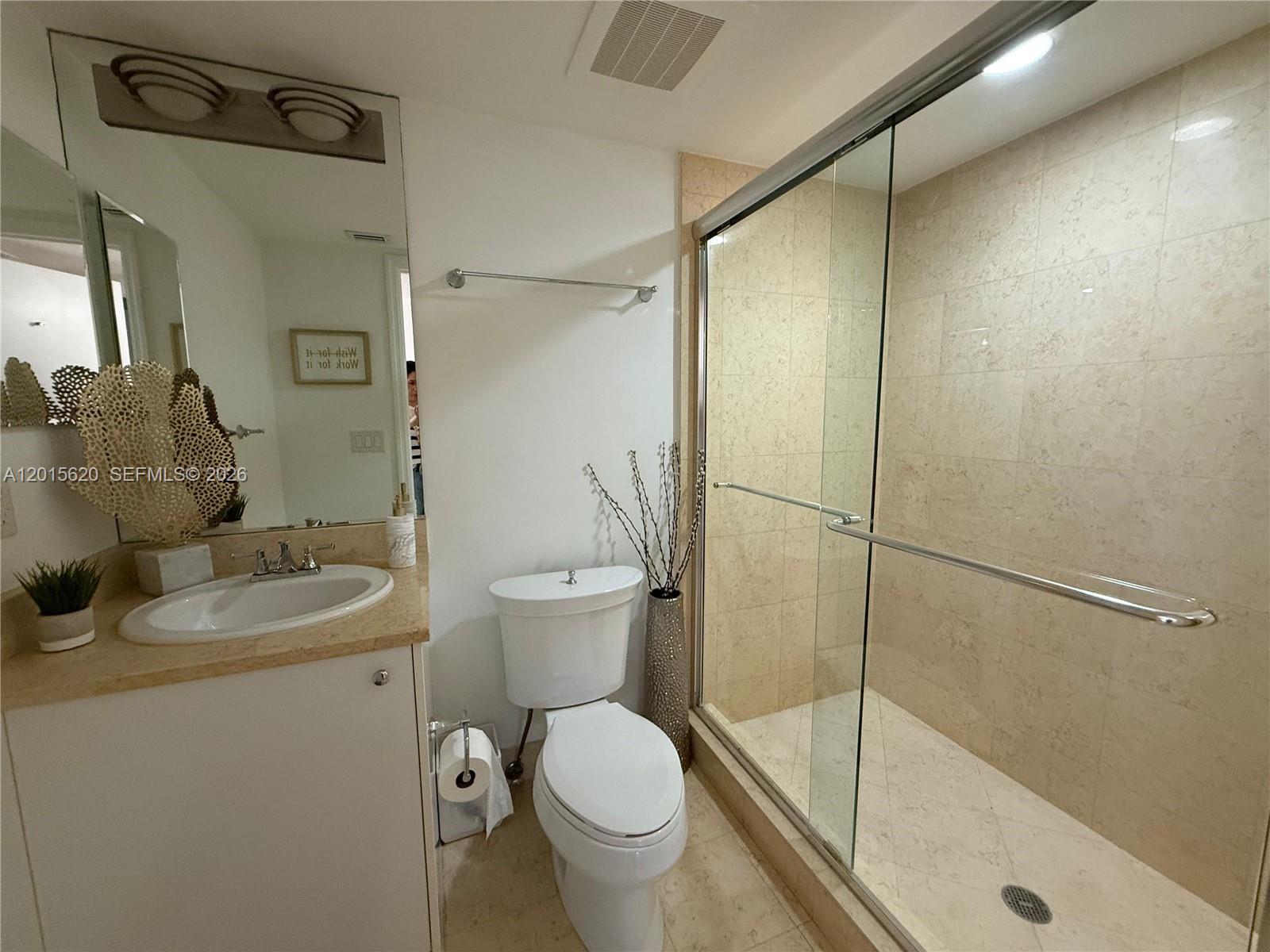 19900 E Country Clb Dr #804 Aventura, FL 33180