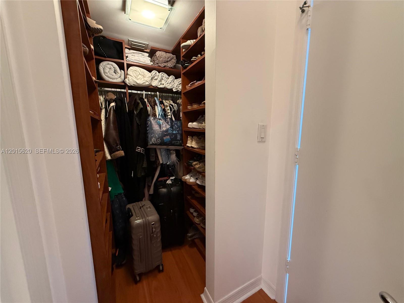 19900 E Country Clb Dr #804 Aventura, FL 33180
