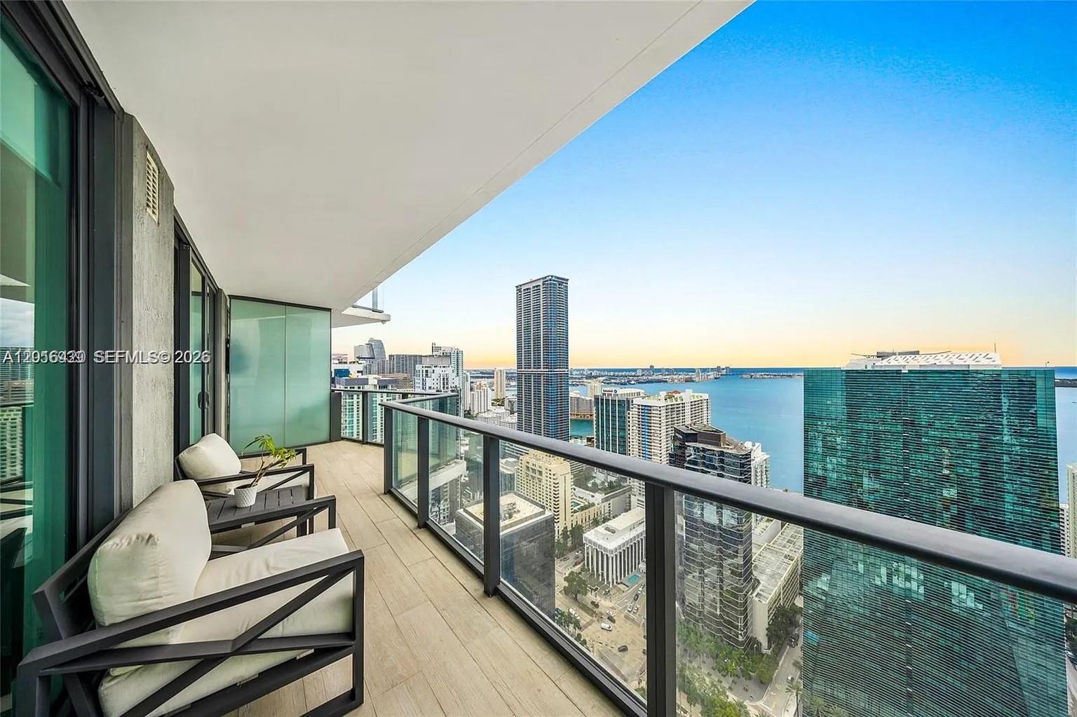 image Dua Miami (SLS Brickell)1
