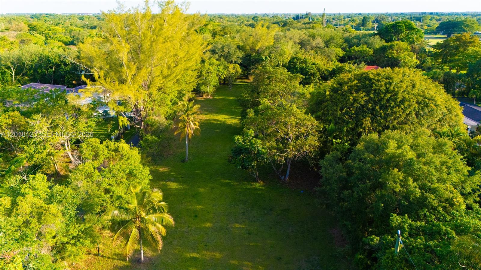 9840 SW 104th St Miami, FL 33176