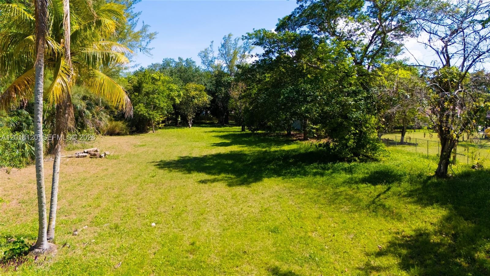 9840 SW 104th St Miami, FL 33176
