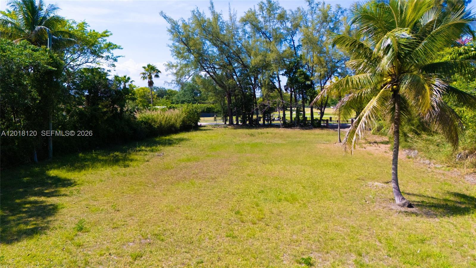 9840 SW 104th St Miami, FL 33176