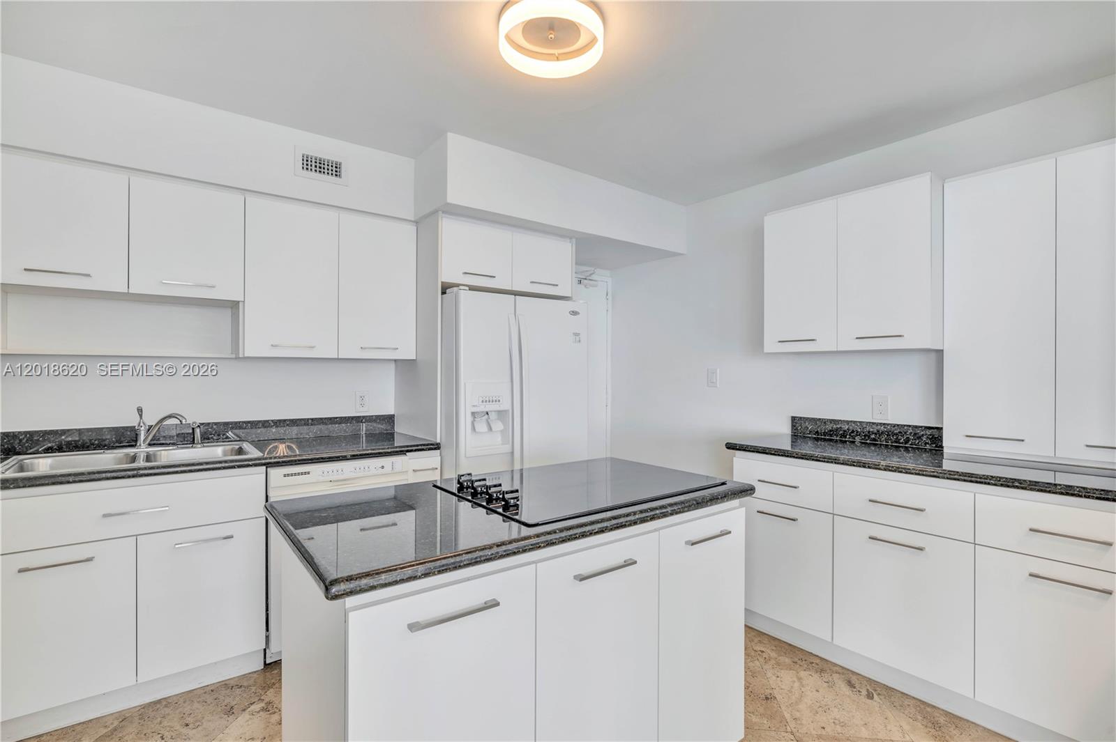 5151 Collins Ave #1627 Miami Beach, FL 33140
