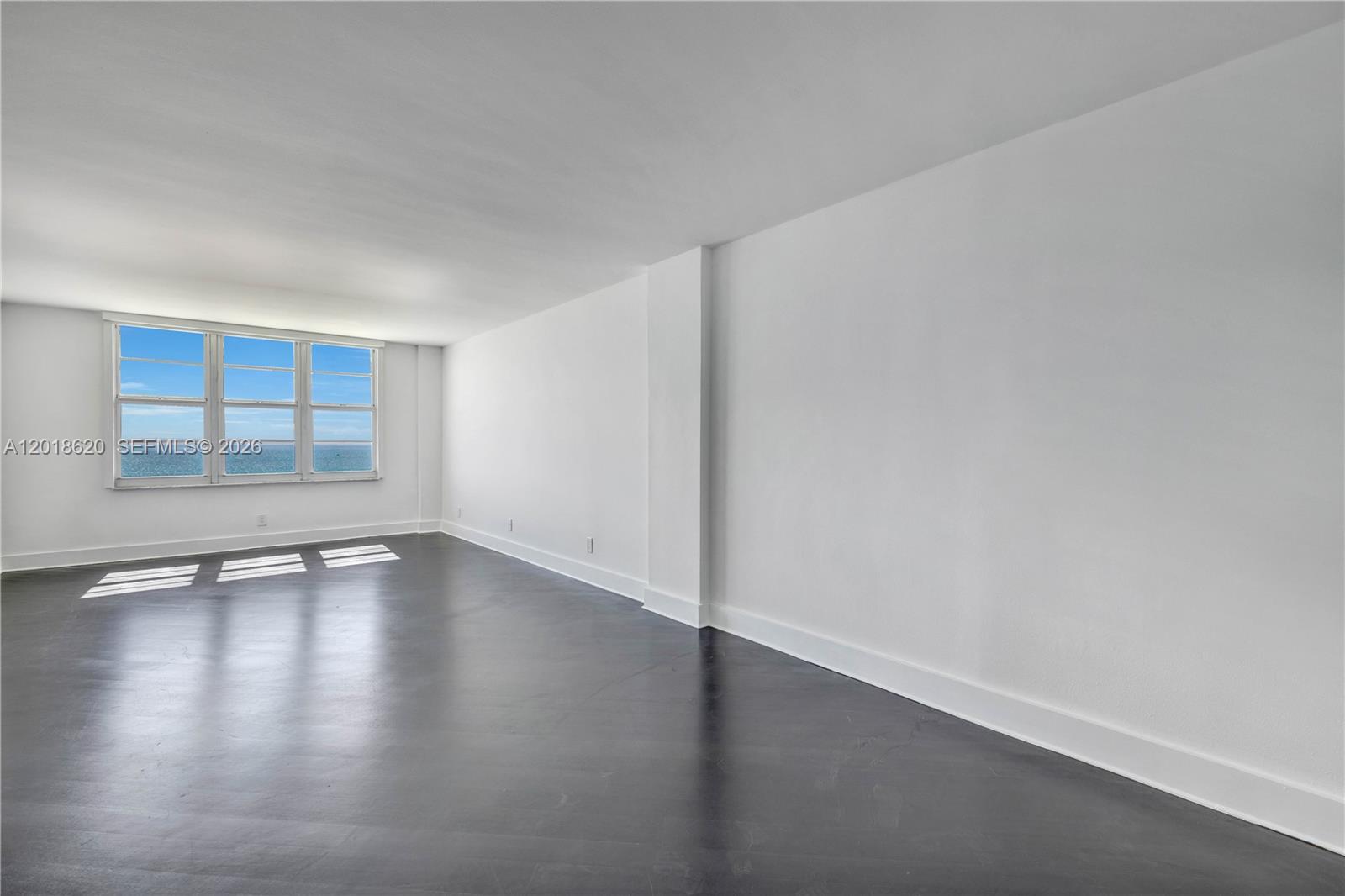 5151 Collins Ave #1627 Miami Beach, FL 33140