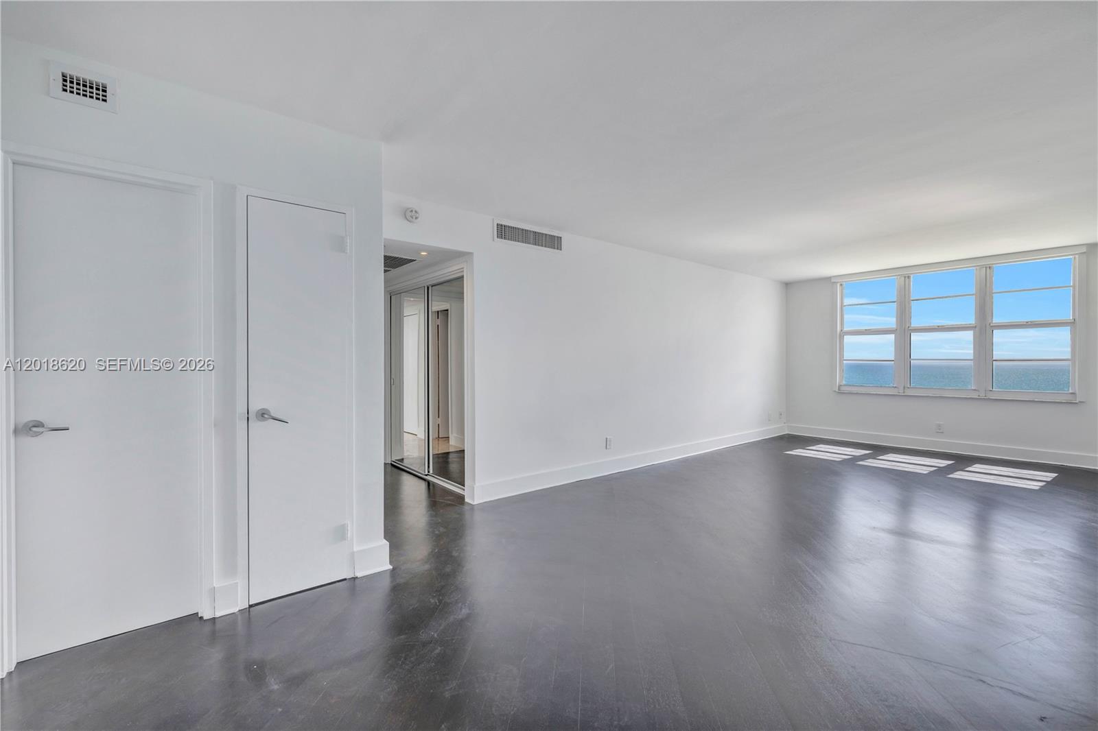 5151 Collins Ave #1627 Miami Beach, FL 33140