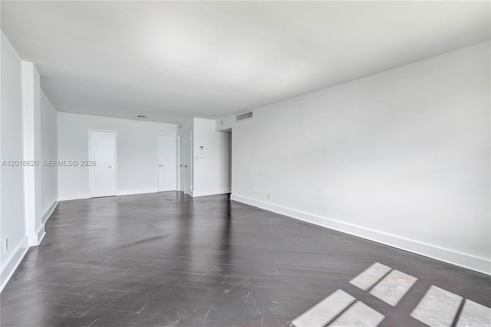 5151 Collins Ave #1627 Miami Beach, FL 33140