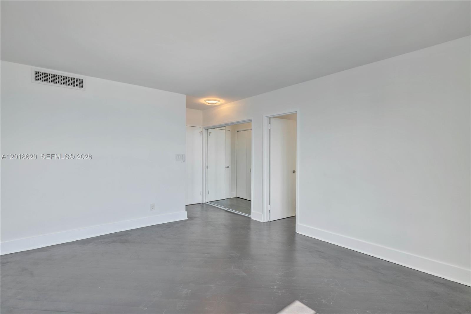 5151 Collins Ave #1627 Miami Beach, FL 33140
