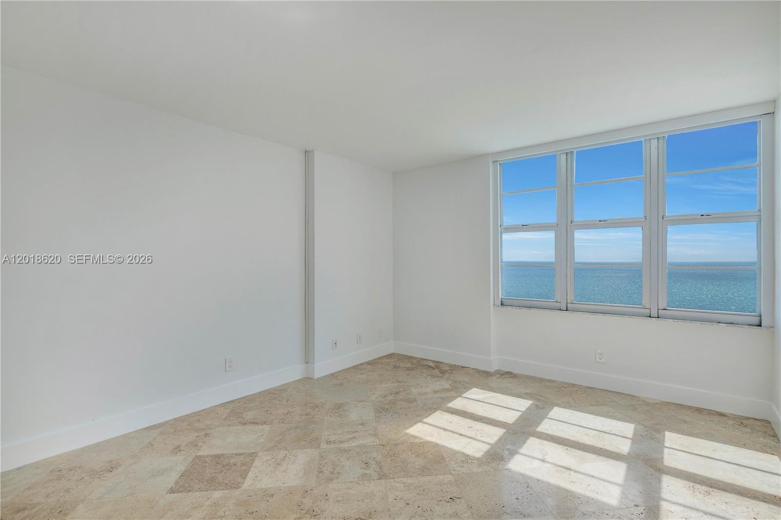 5151 Collins Ave #1627 Miami Beach, FL 33140