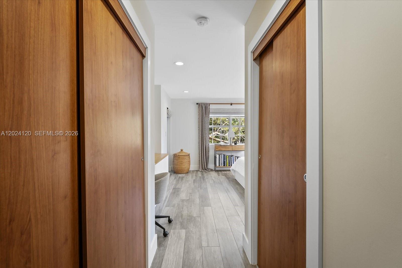 300 Galen Dr #306 Key Biscayne, FL 33149