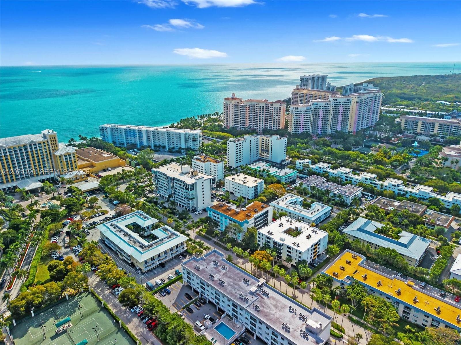 300 Galen Dr #306 Key Biscayne, FL 33149