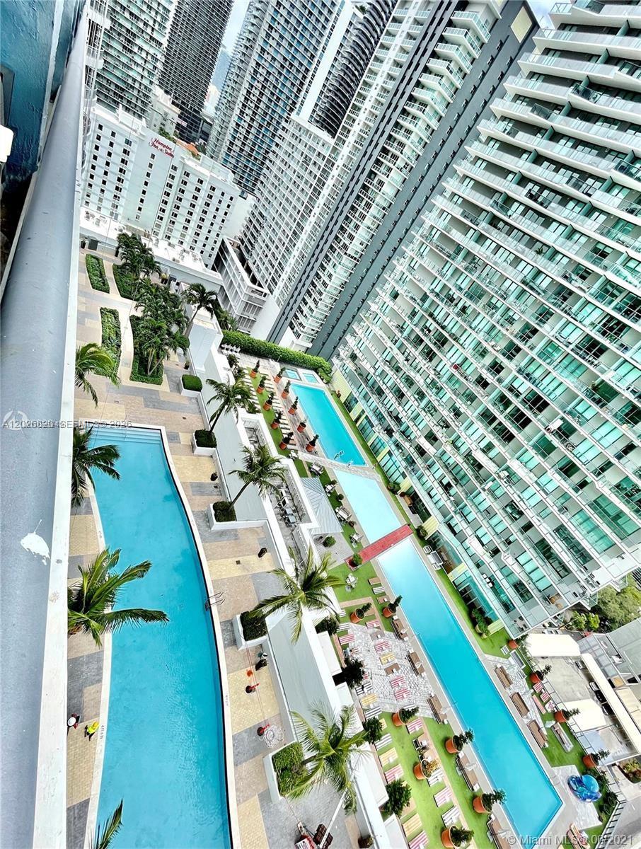 image Infinity at Brickell15