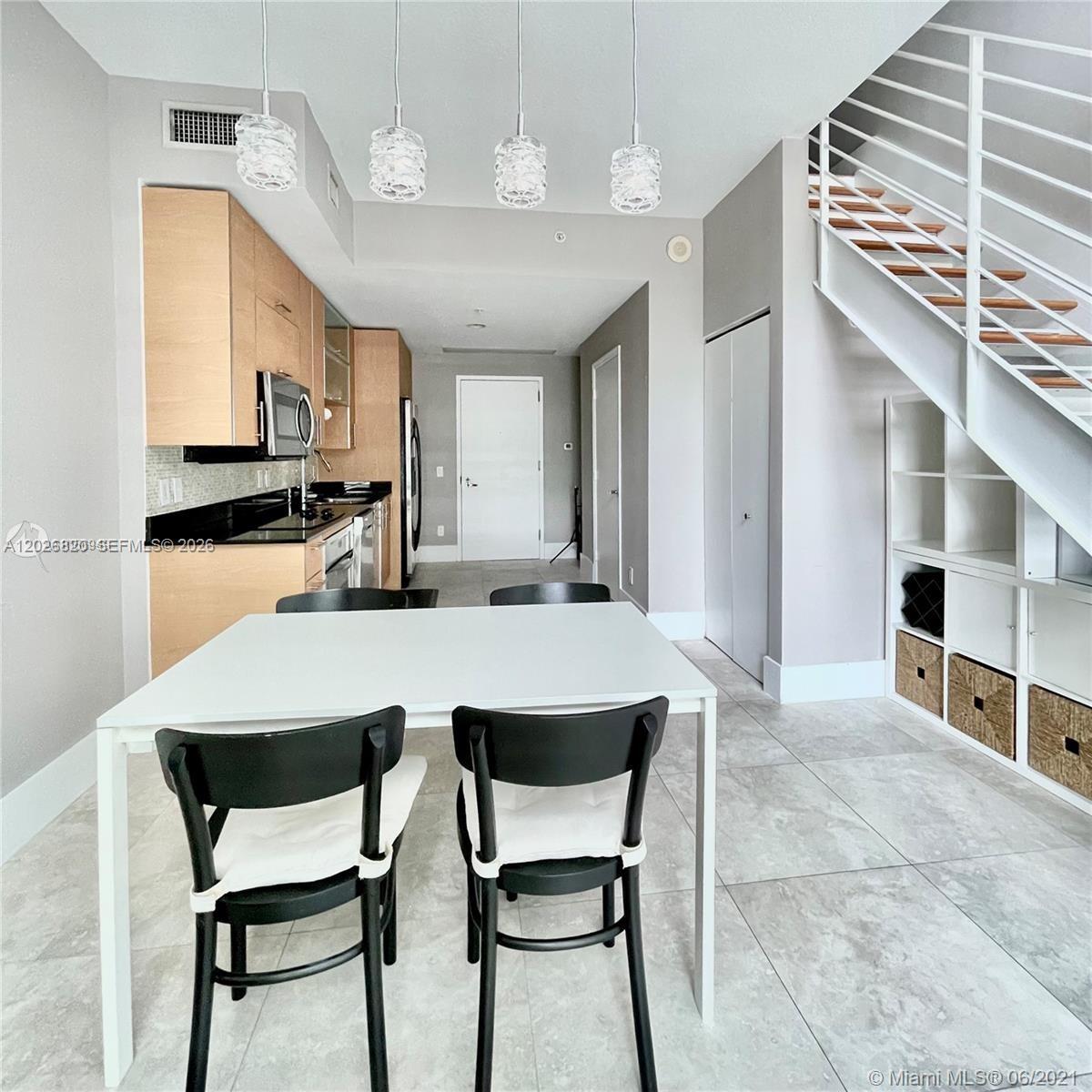image Infinity at Brickell18