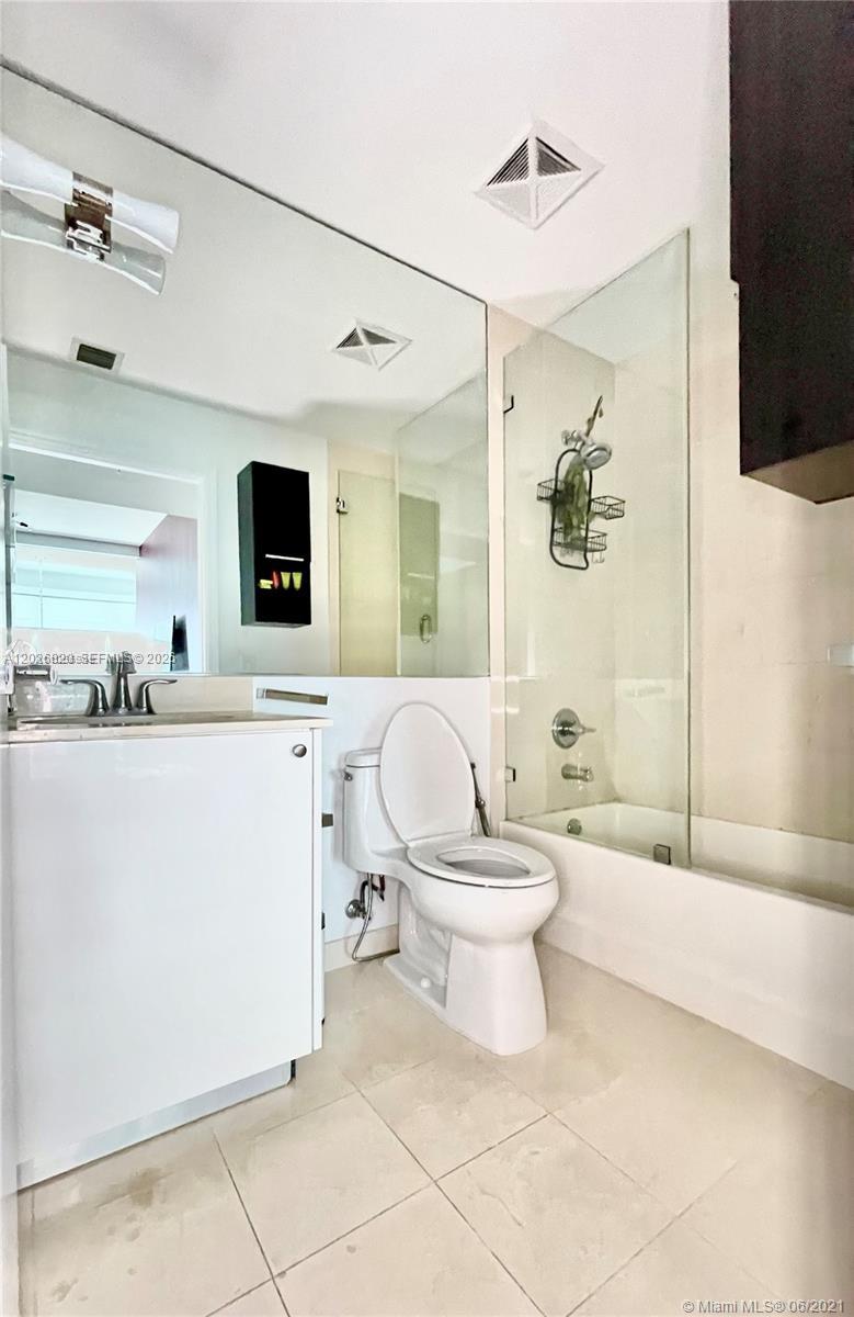 image Infinity at Brickell19