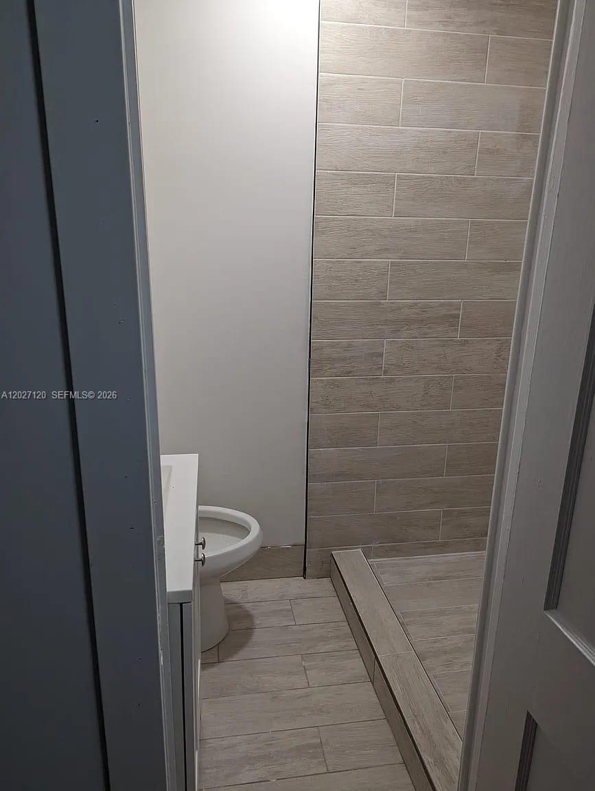 435 SW 33rd Ave Miami, FL 33135