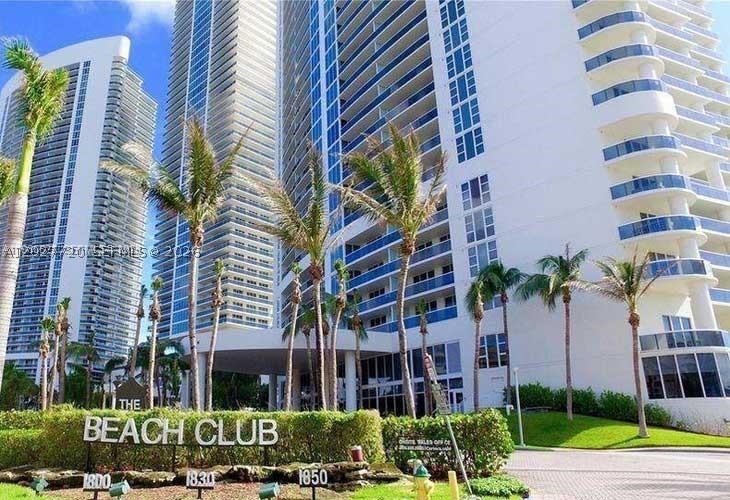image Beach Club 34