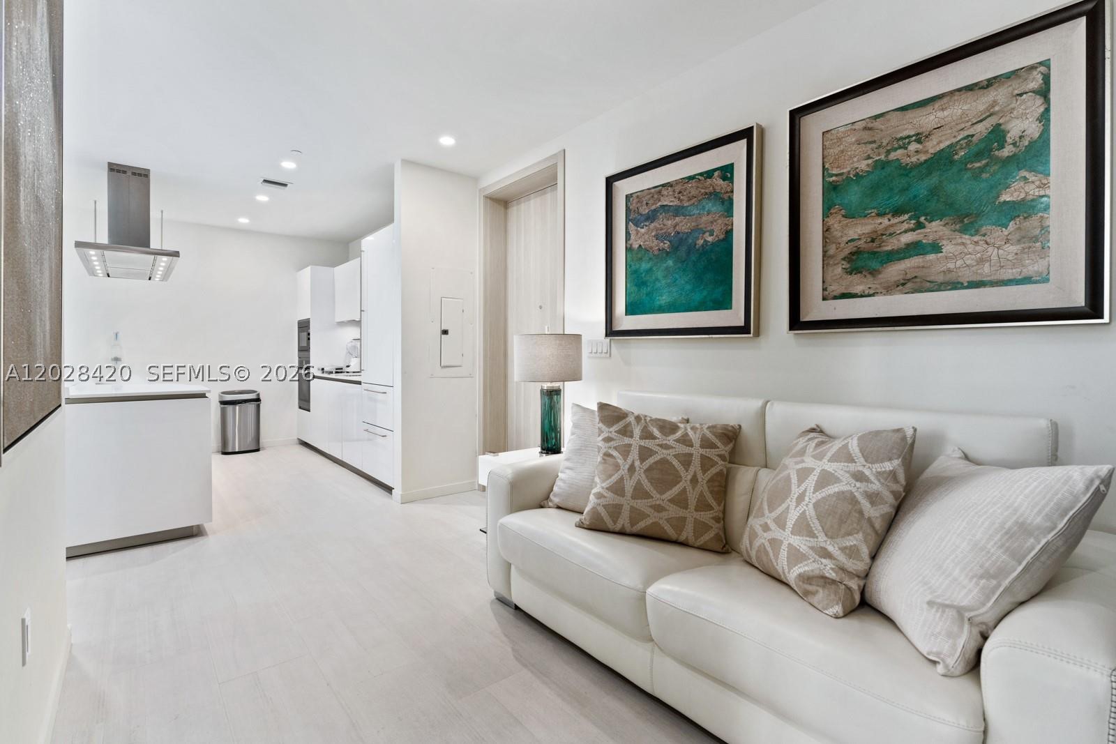 image Brickell Flatiron9