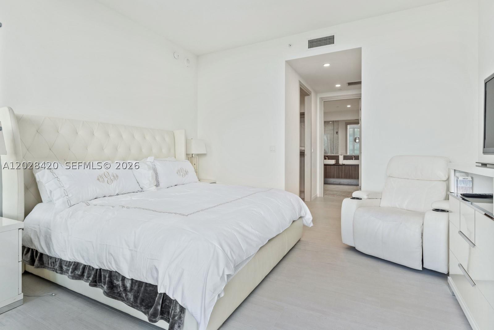 image Brickell Flatiron11