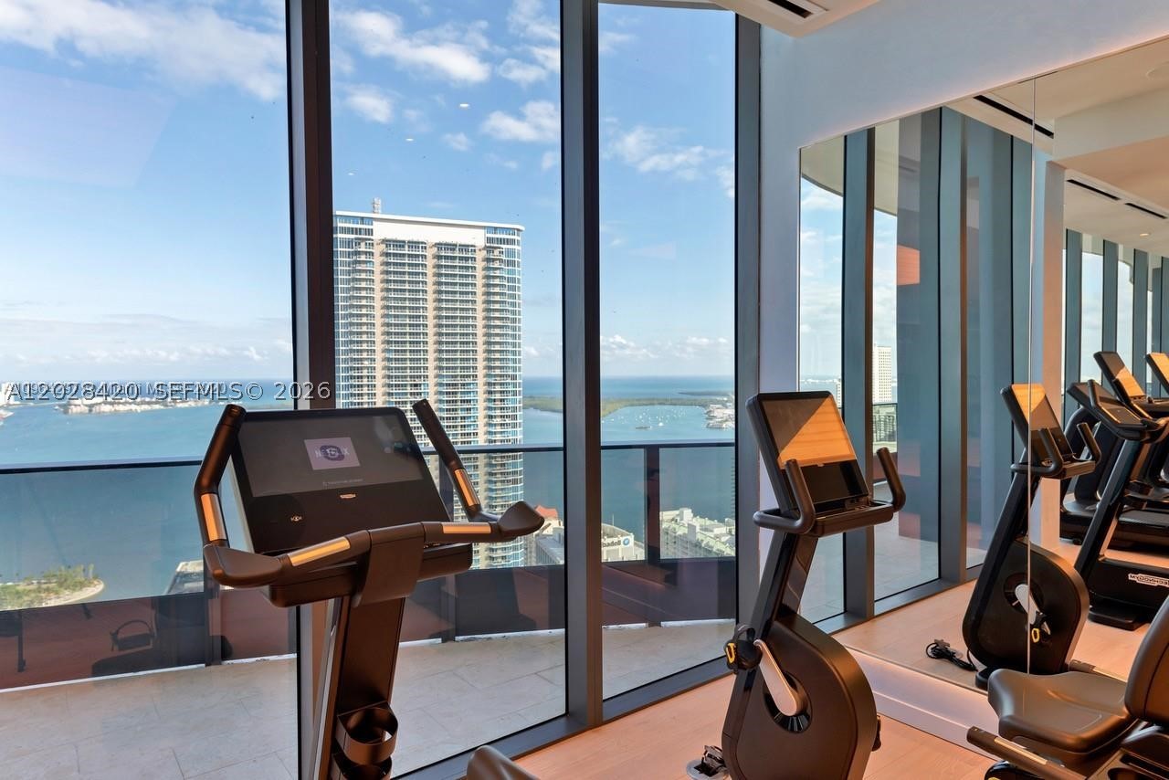 image Brickell Flatiron28