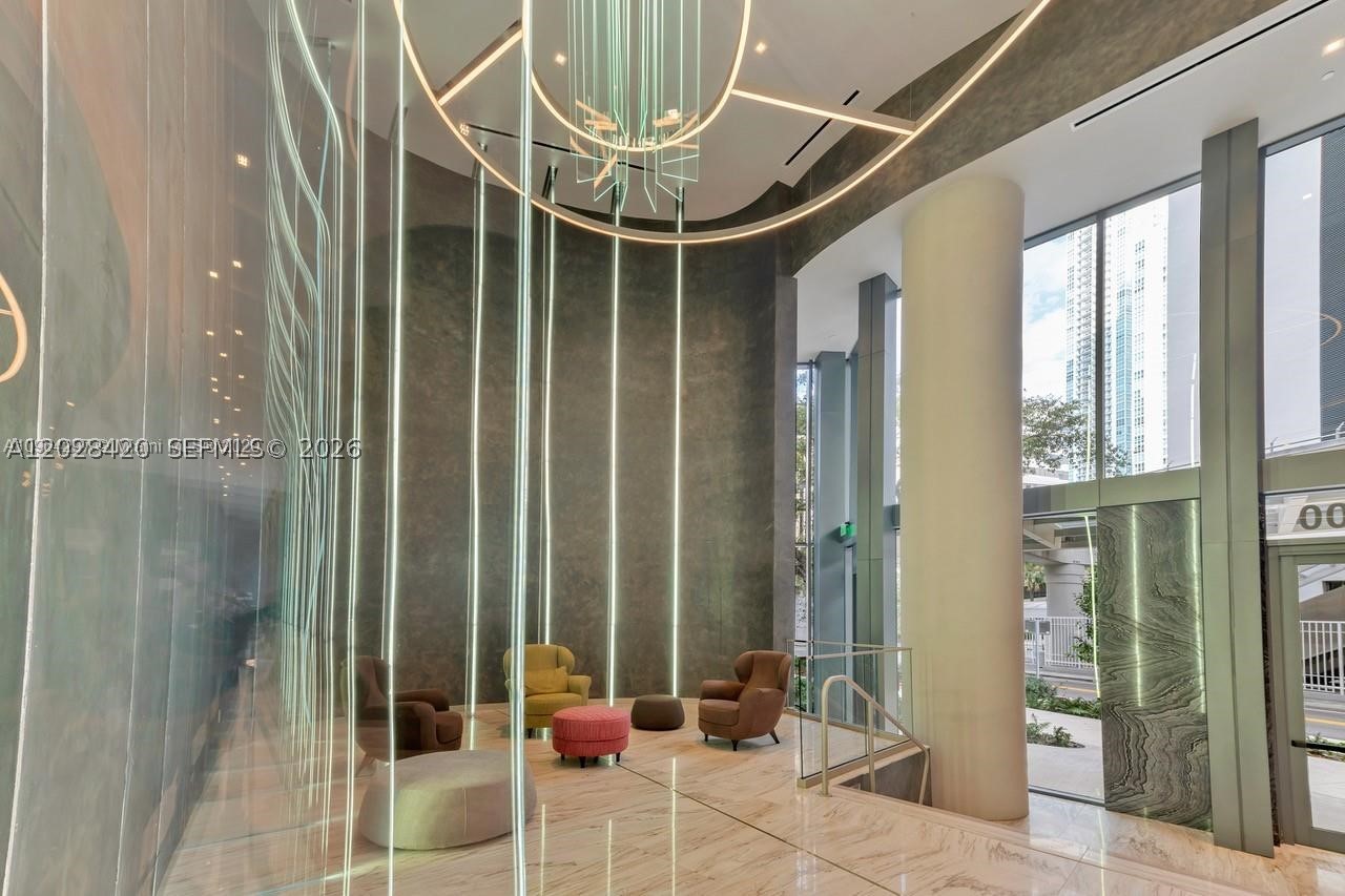 image Brickell Flatiron30