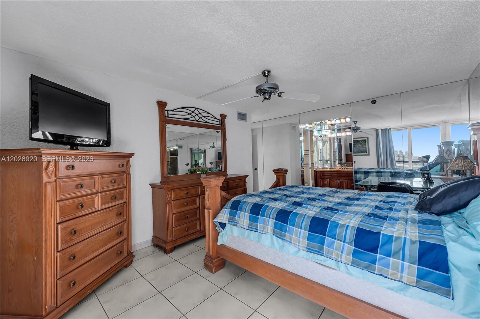 3200 Collins Ave #12-8 Miami Beach, FL 33140