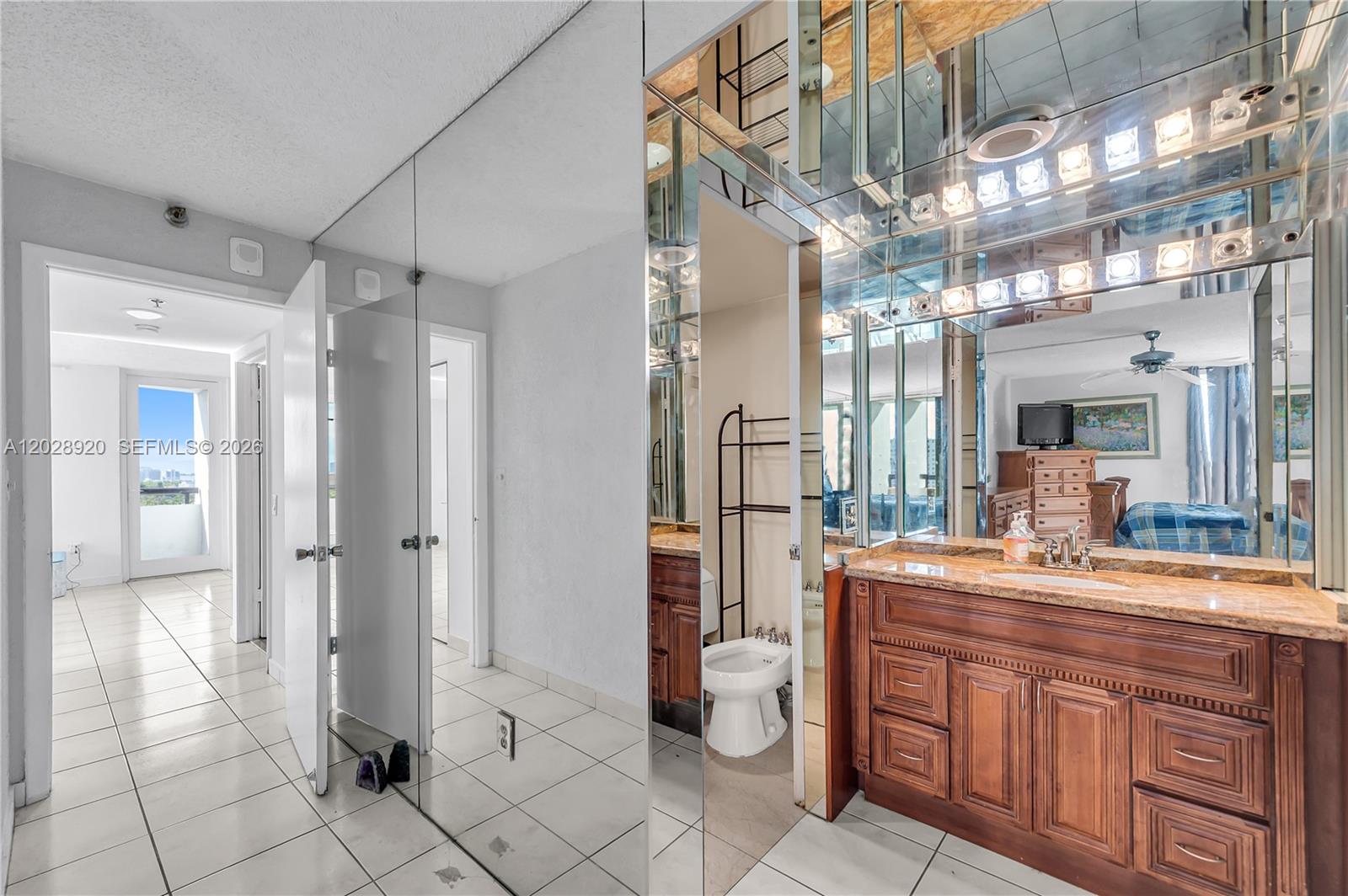 3200 Collins Ave #12-8 Miami Beach, FL 33140