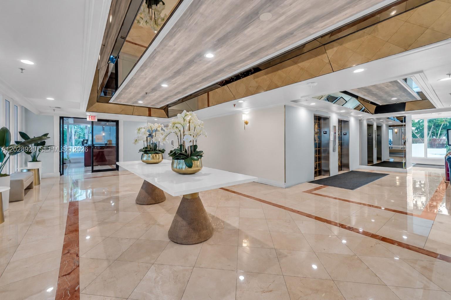 3200 Collins Ave #12-8 Miami Beach, FL 33140