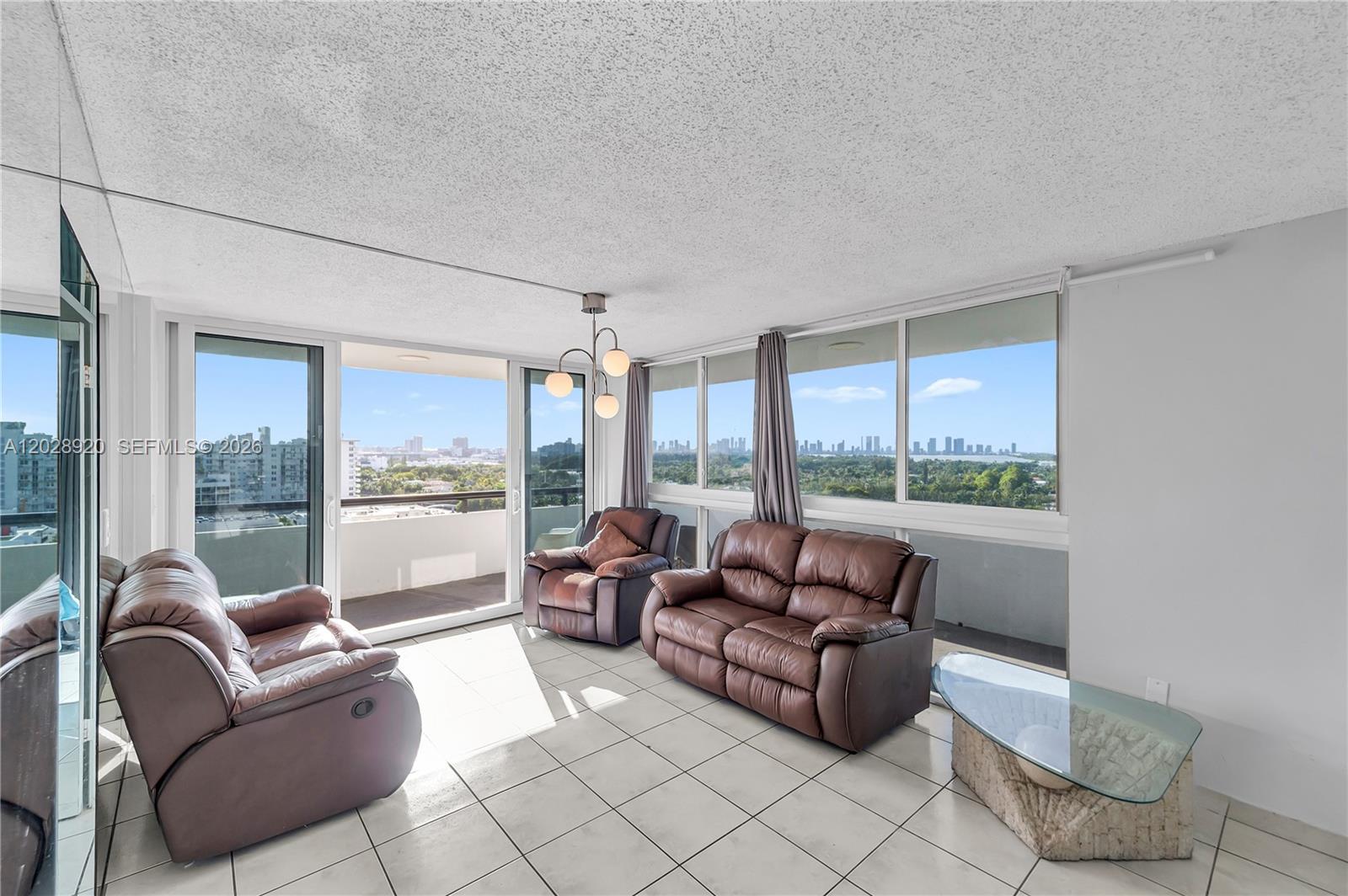 3200 Collins Ave #12-8 Miami Beach, FL 33140