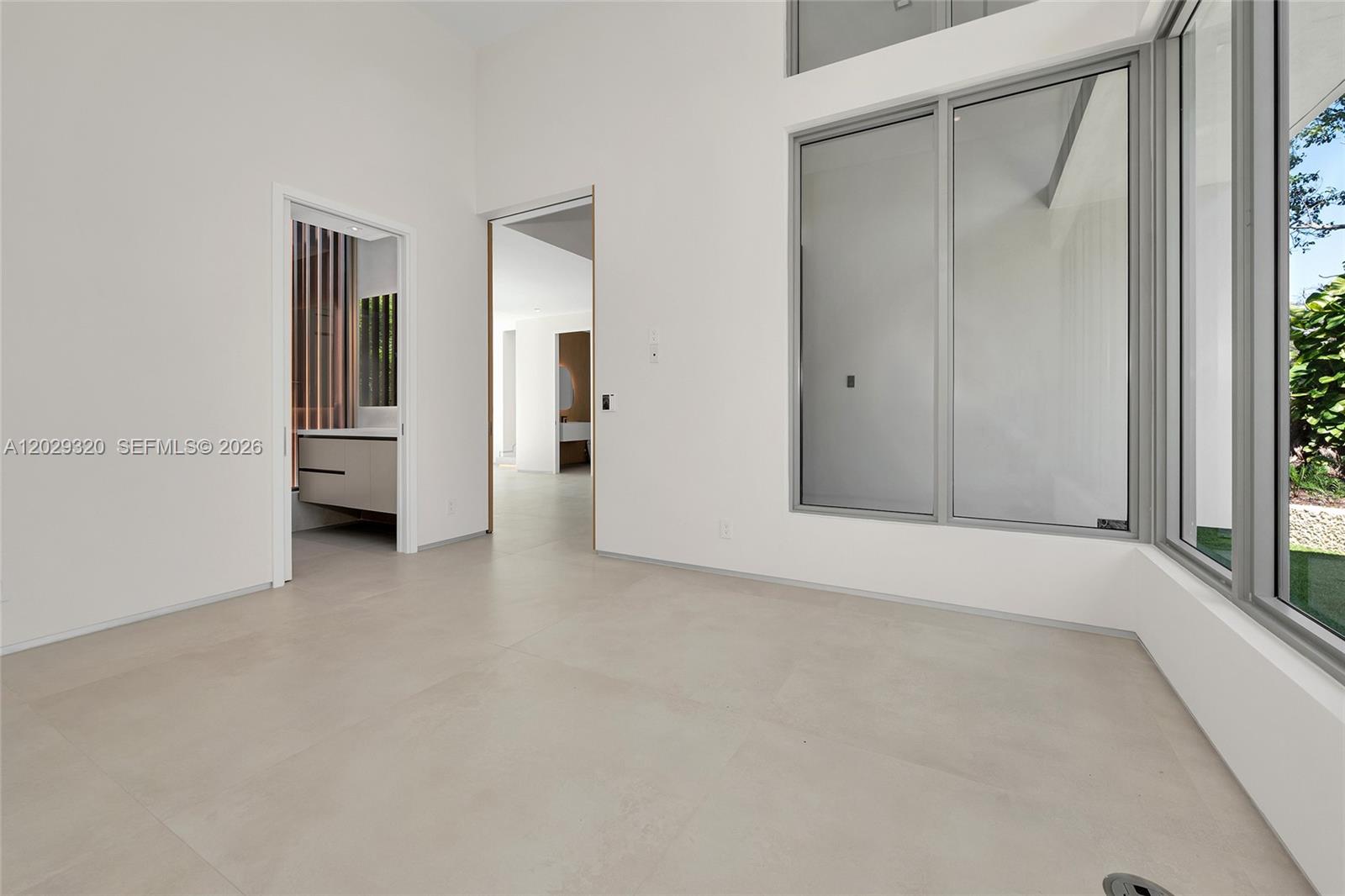 2100 S Miami Ave Miami, FL 33129