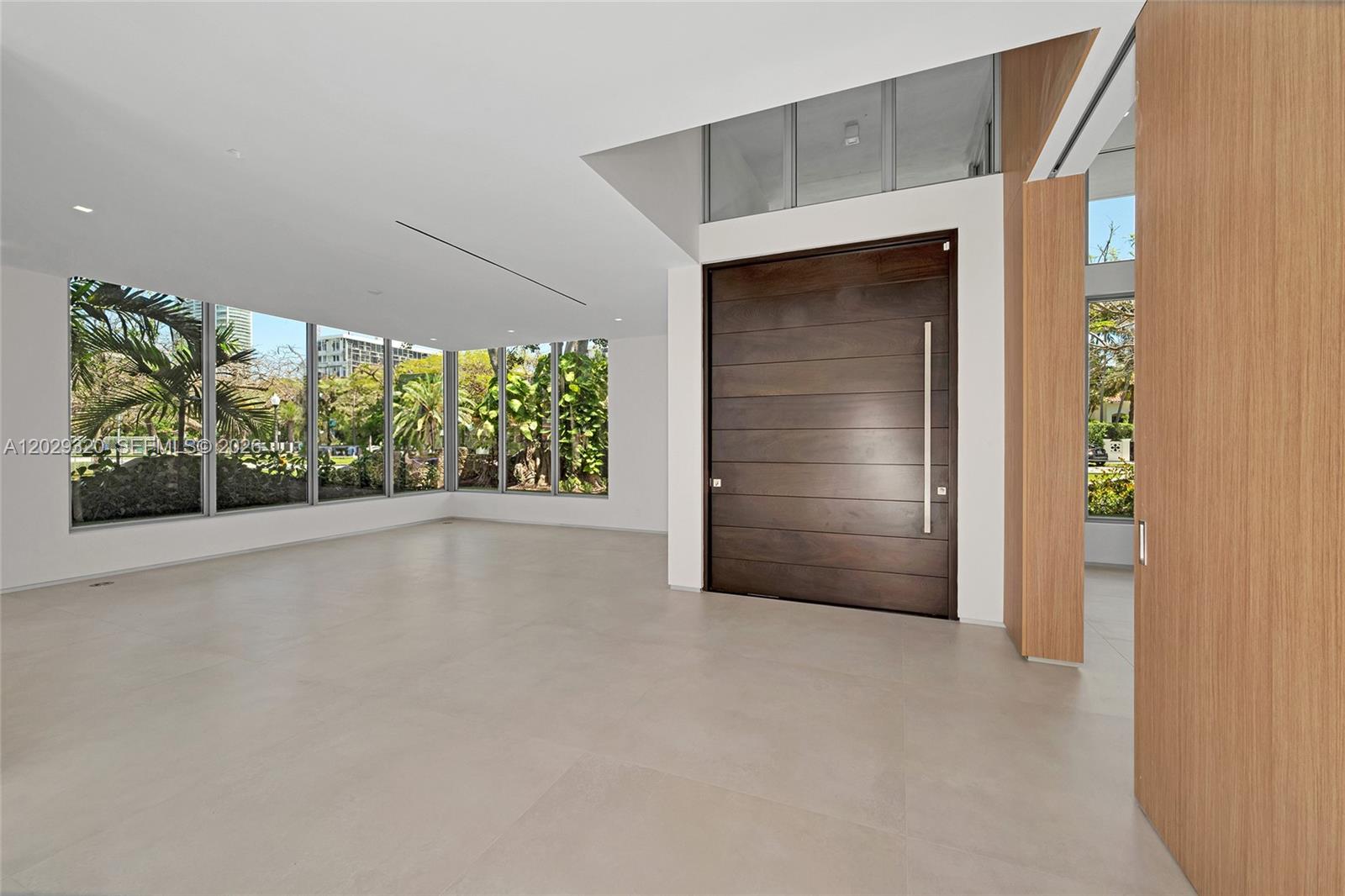 2100 S Miami Ave Miami, FL 33129