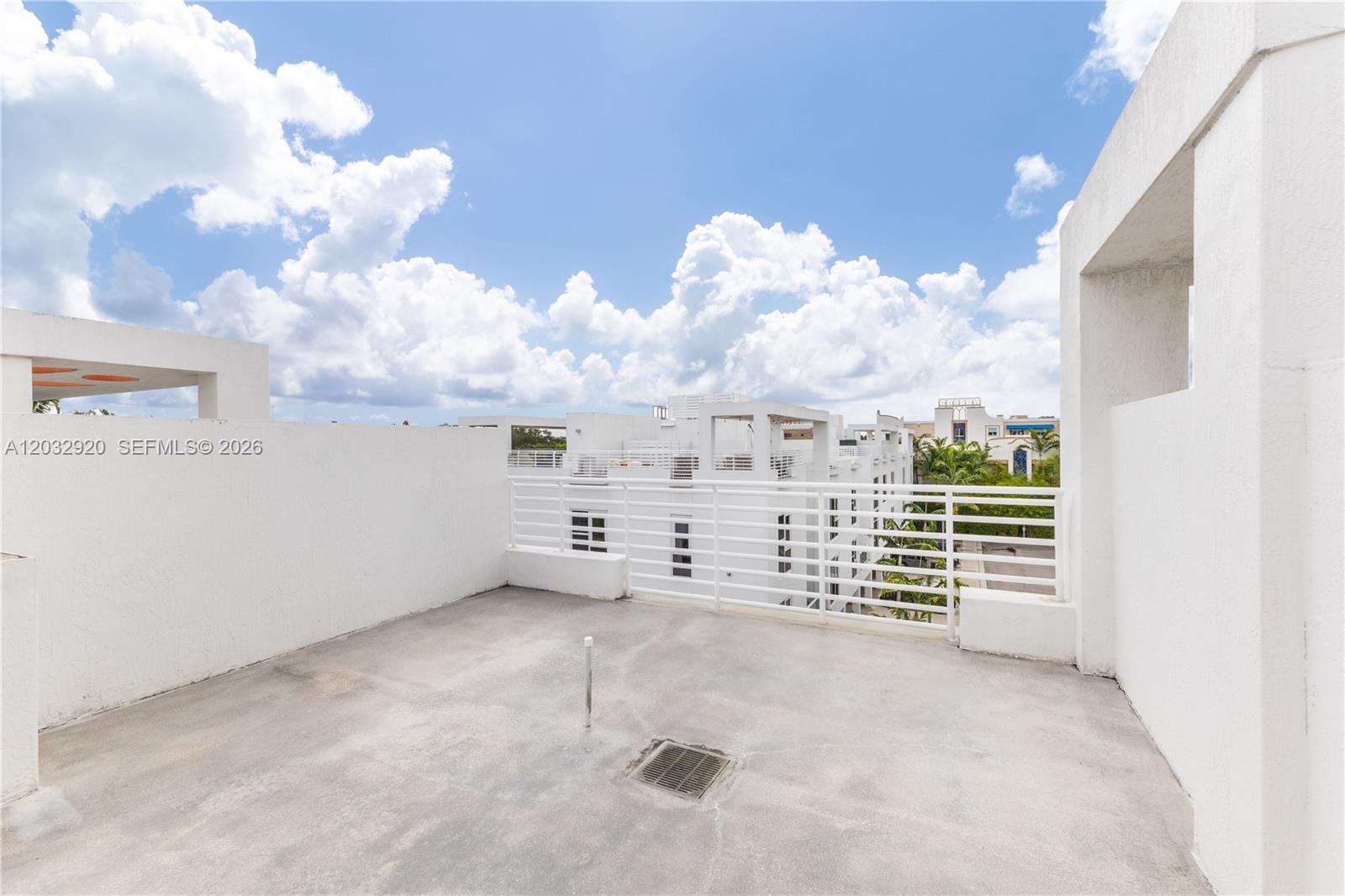455 NE 39th St #109 Miami, FL 33137