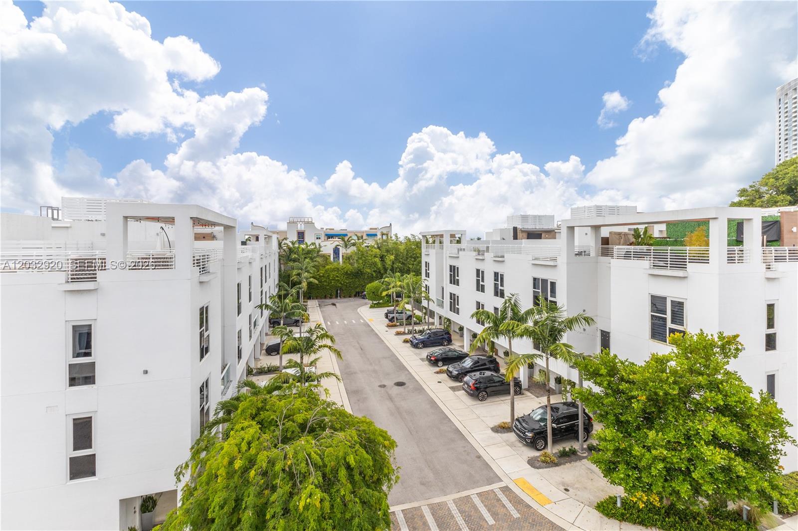 455 NE 39th St #109 Miami, FL 33137