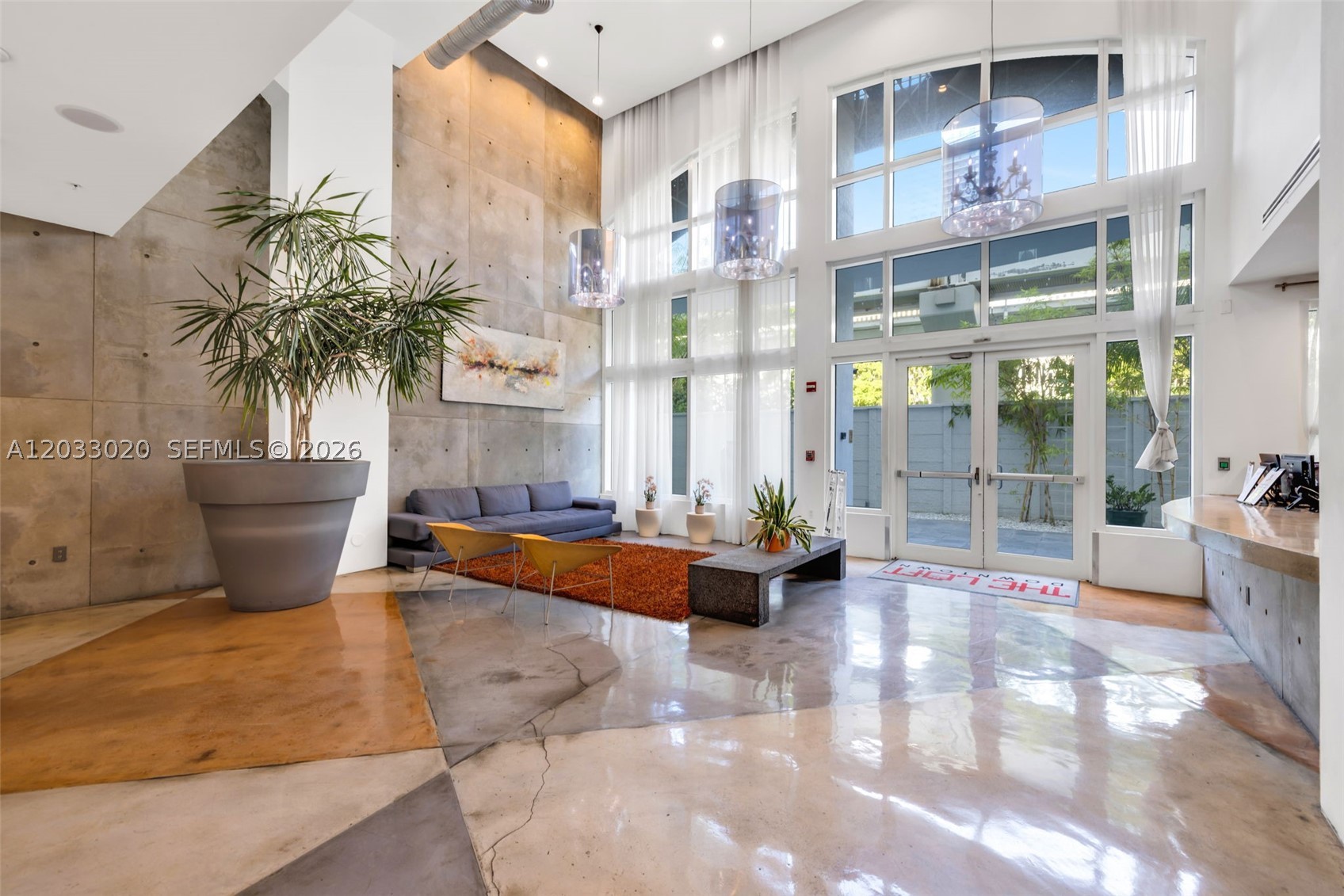 image Loft Downtown I11