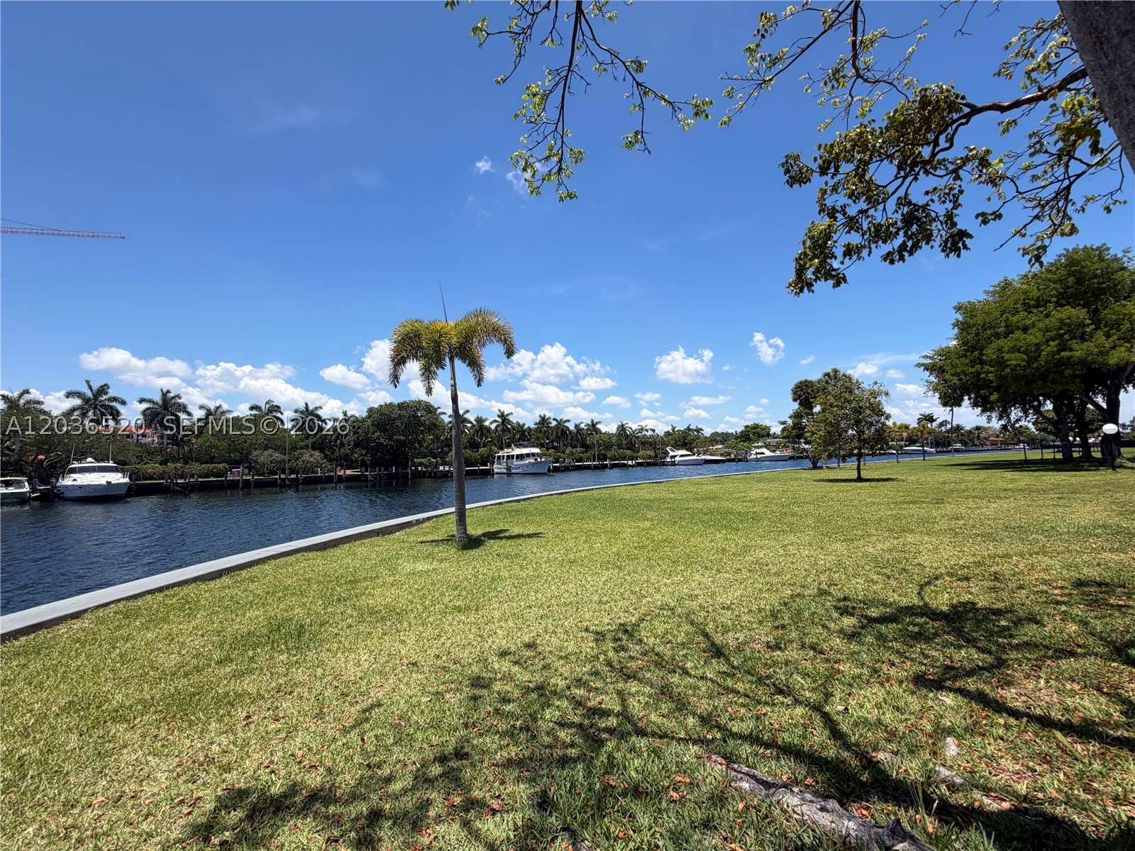 501 Three Iss Blvd #303