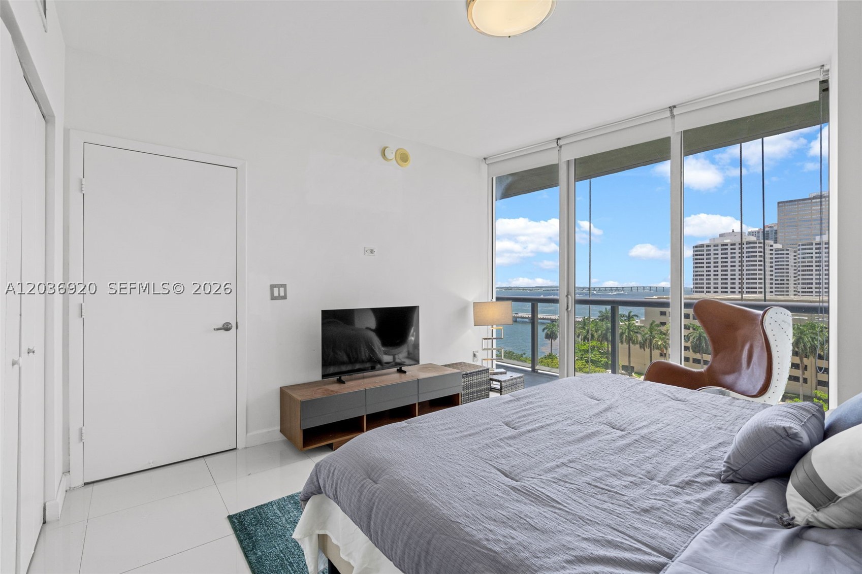 image Icon Brickell II30