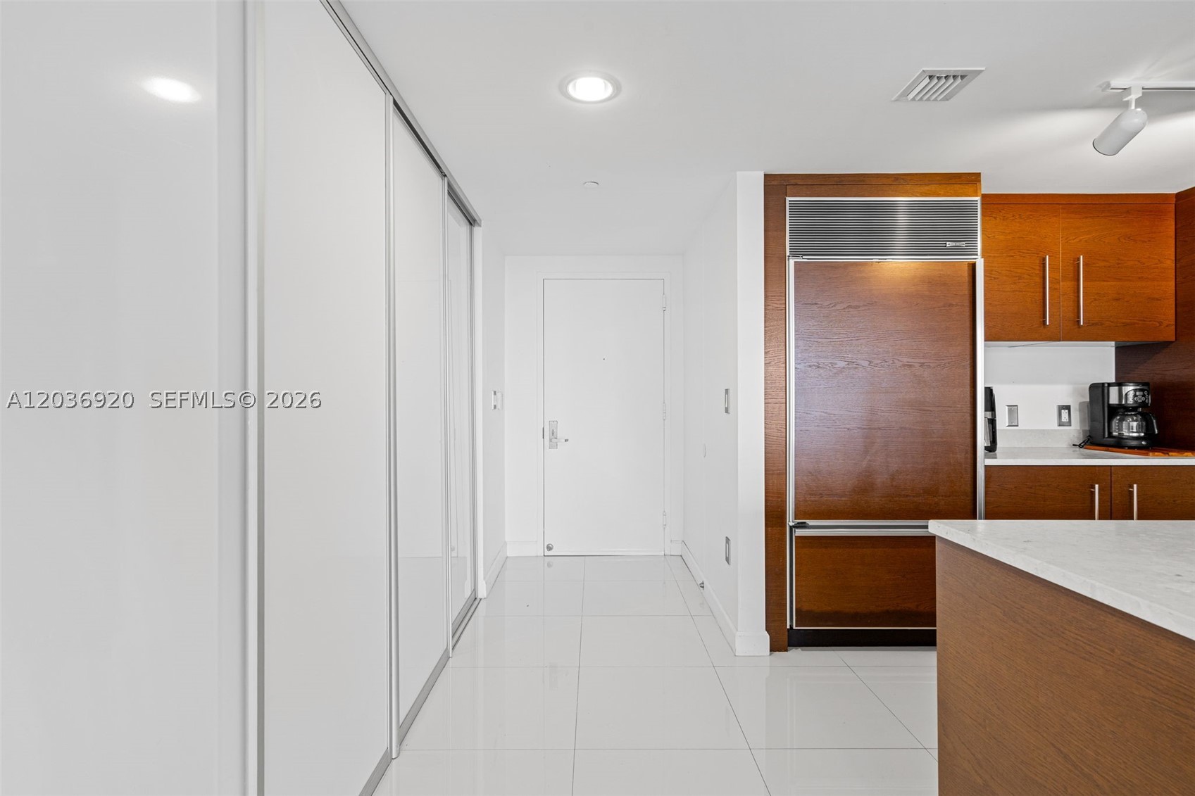 image Icon Brickell II3