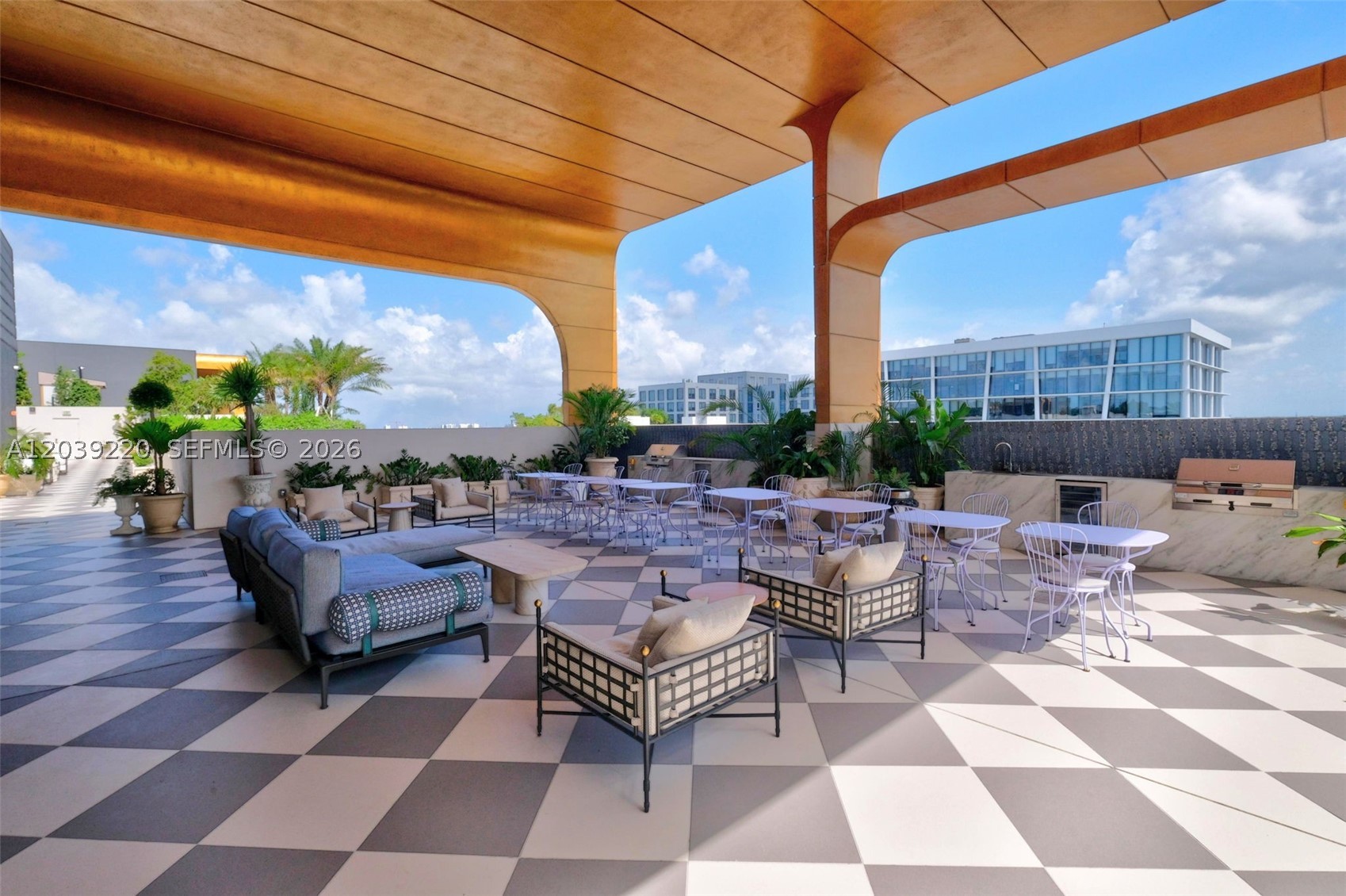 2700 Nw 2nd Ave #528 Miami, FL 33127