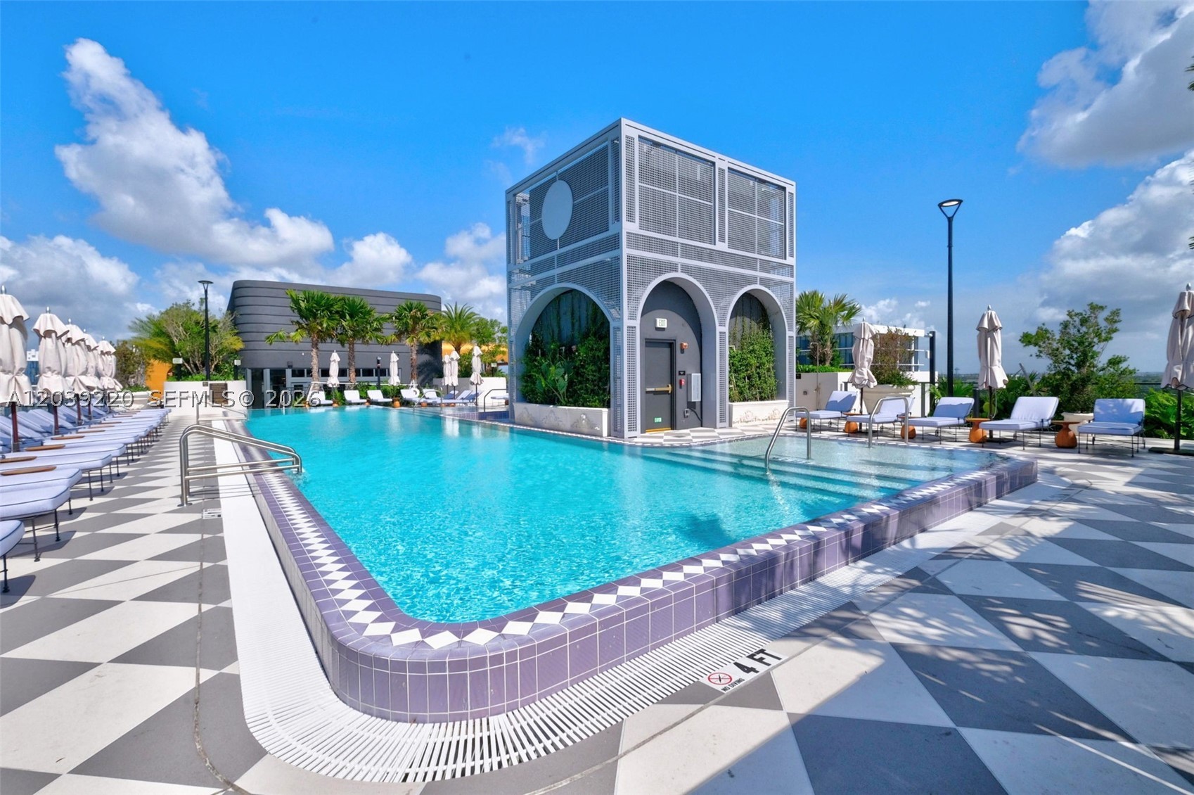 2700 Nw 2nd Ave #528 Miami, FL 33127