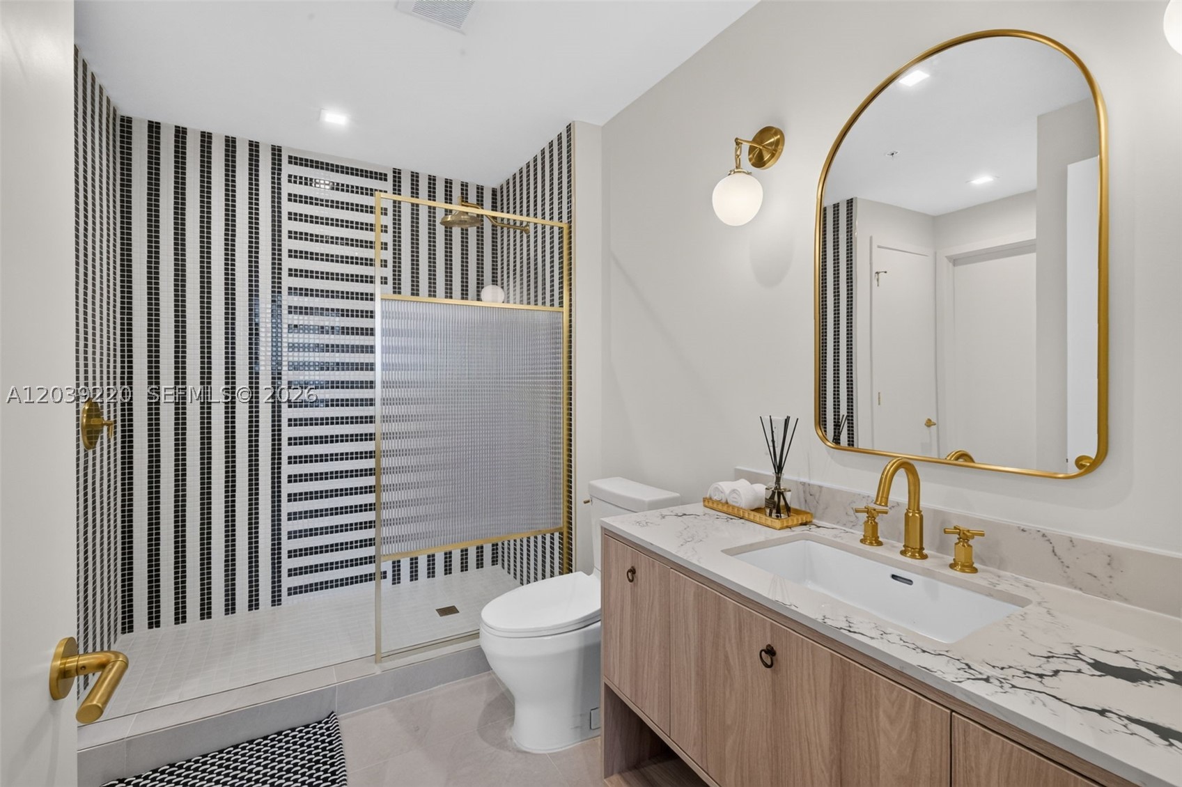 2700 Nw 2nd Ave #528 Miami, FL 33127