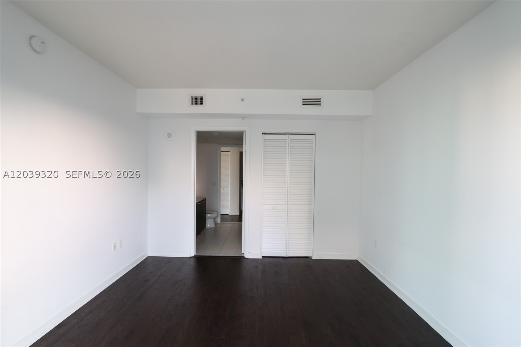 image Gallery Art Condos11