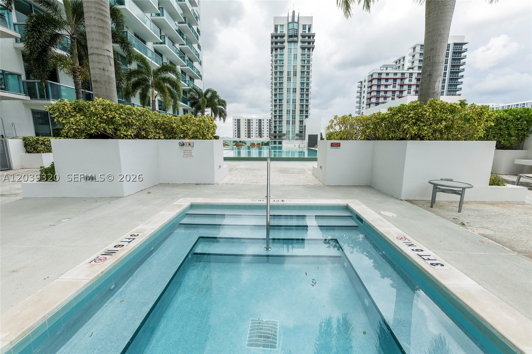 image Gallery Art Condos28