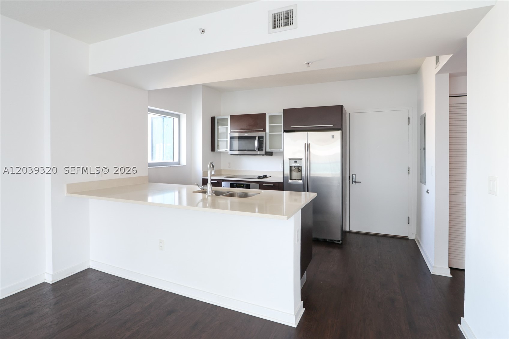 image Gallery Art Condos8